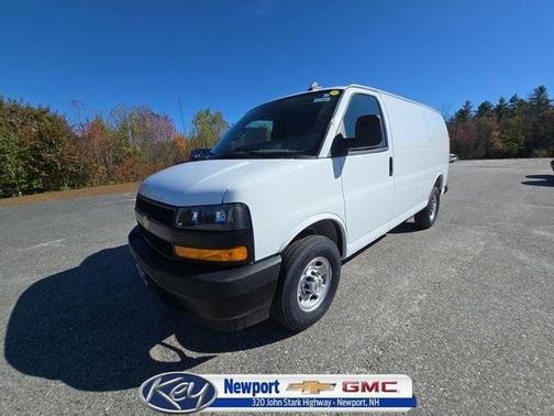 Summit White 2025 Chevrolet Express 2500 Work Van
