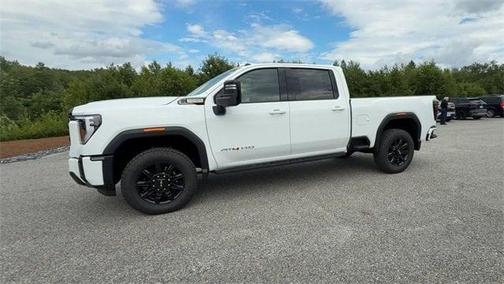 2025 GMC Sierra 3500 AT4