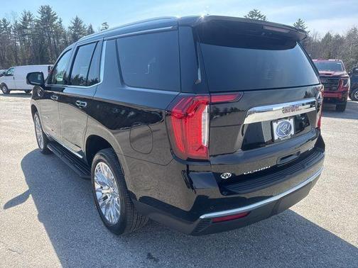 Onyx Black 2024 GMC Yukon SLT