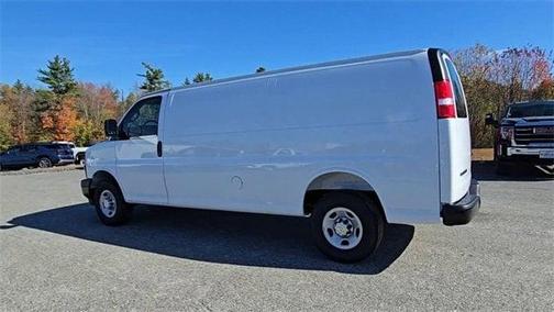 2025 Chevrolet Express 2500 Work Van