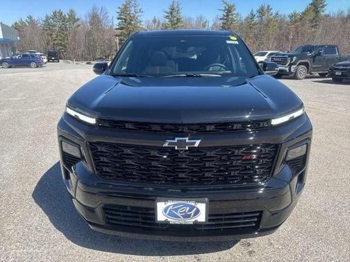 Mosaic Black Metallic 2026 Chevrolet Traverse RS