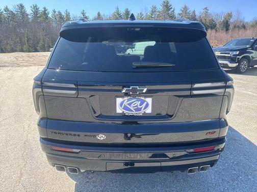 Mosaic Black Metallic 2026 Chevrolet Traverse RS