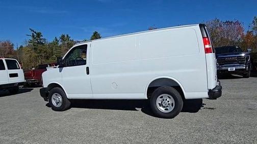 Summit White 2025 Chevrolet Express 2500 Work Van