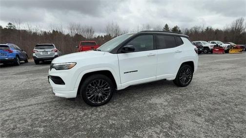 2023 Jeep Compass Altitude