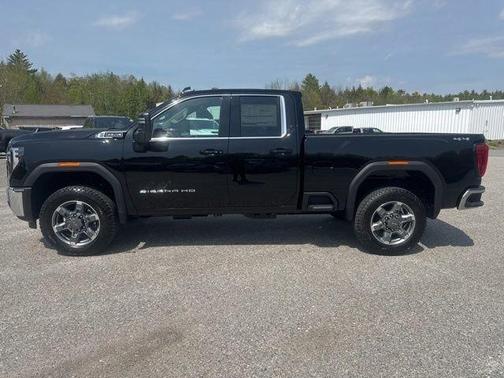 Onyx Black 2026 GMC Sierra 2500 SLE