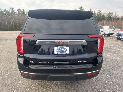 Midnight Blue Metallic 2022 GMC Yukon AT4