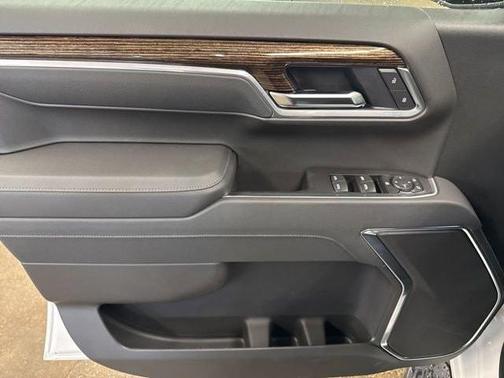 Summit White 2026 GMC Sierra 1500 Elevation