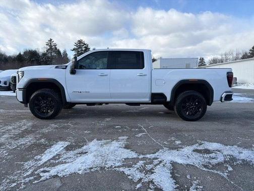 2026 GMC Sierra 2500 AT4