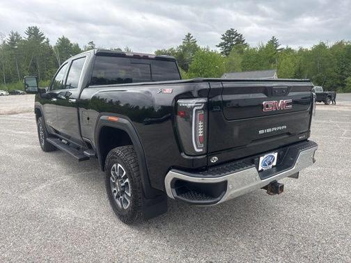 Ebony Twilight Metallic 2021 GMC Sierra 3500 SLT