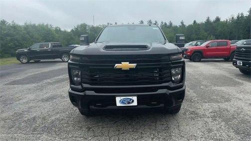 2025 Chevrolet Silverado 2500 Custom
