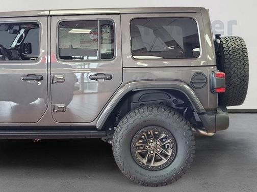 2025 Jeep Wrangler Rubicon 392