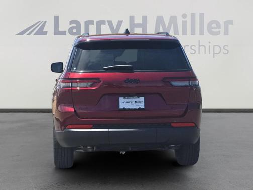 2025 Jeep Grand Cherokee L Laredo