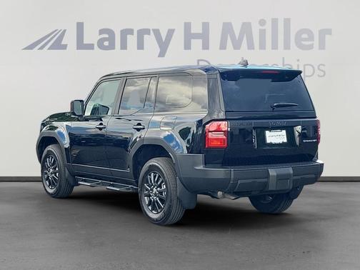 2025 Toyota Land Cruiser Base