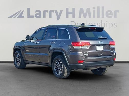 2020 Jeep Grand Cherokee Laredo