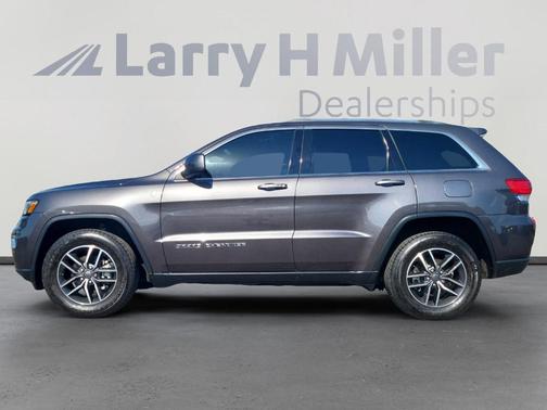 2020 Jeep Grand Cherokee Laredo