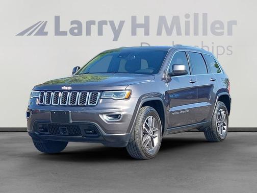 2020 Jeep Grand Cherokee Laredo