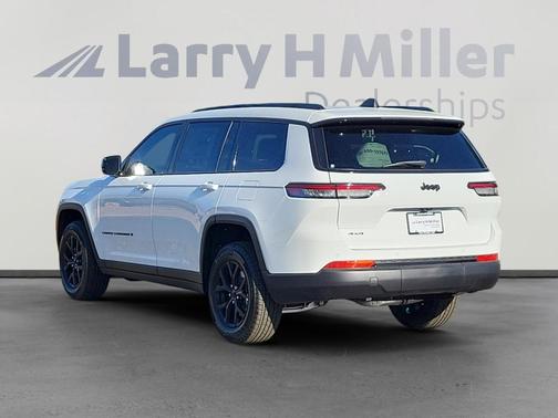 2025 Jeep Grand Cherokee L Laredo