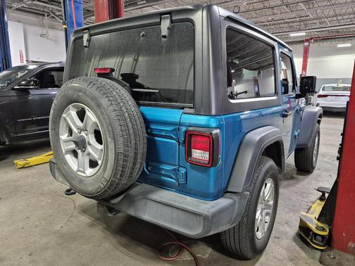 2020 Jeep Wrangler Sport