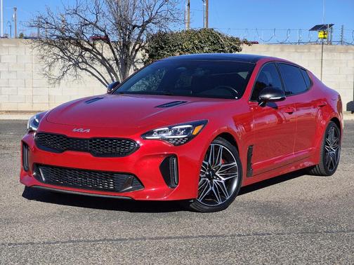 2022 Kia Stinger GT1