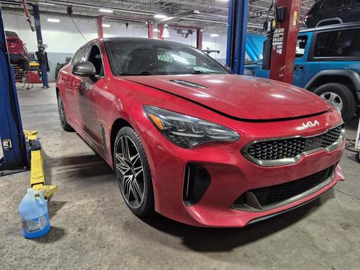 2022 Kia Stinger GT1