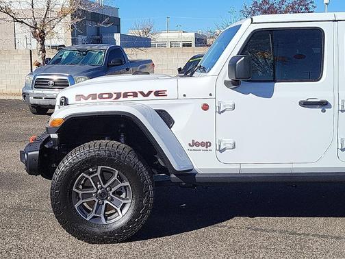 2025 Jeep Gladiator Mojave