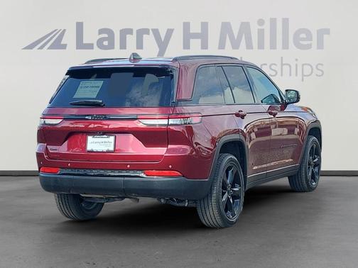 2023 Jeep Grand Cherokee Altitude