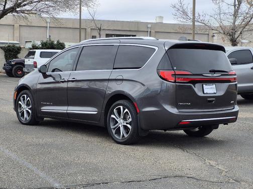 2021 Chrysler Pacifica Pinnacle