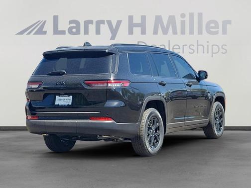 2025 Jeep Grand Cherokee L Laredo