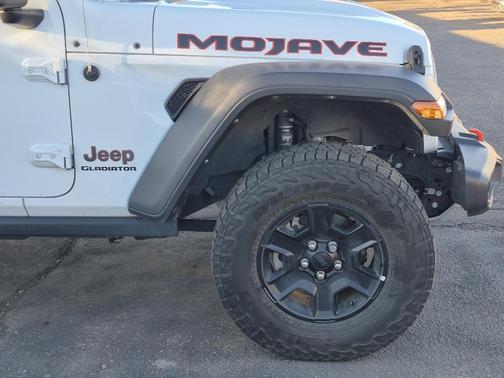2021 Jeep Gladiator Mojave