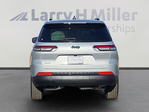 2025 Jeep Grand Cherokee L Laredo