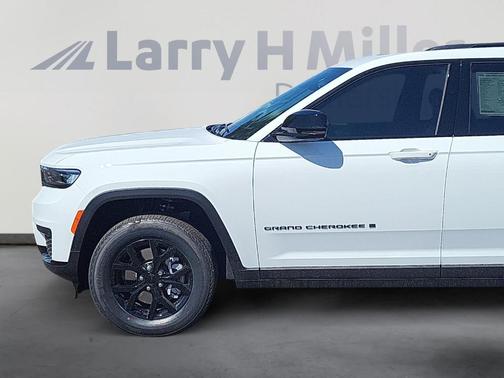 2025 Jeep Grand Cherokee L Laredo
