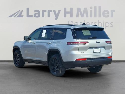 2024 Jeep Grand Cherokee L Laredo