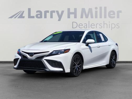 2024 Toyota Camry 