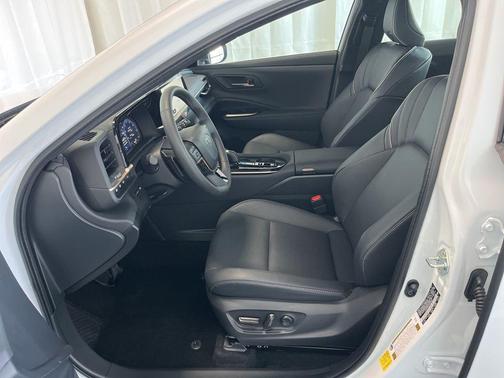 2025 Toyota Crown Signia XLE