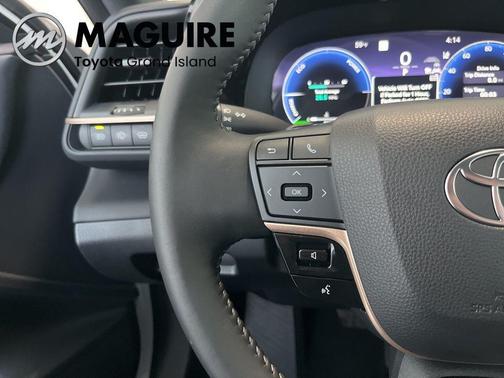 2025 Toyota Crown Signia XLE