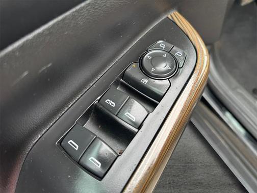 2023 GMC Acadia FWD SLE