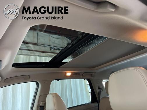 2022 Nissan Pathfinder Platinum 4WD