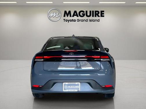 2023 Toyota Prius LE