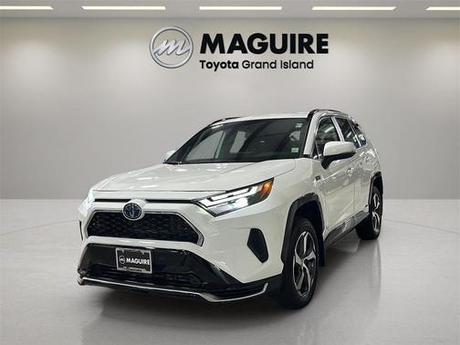 2024 Toyota RAV4 Prime SE