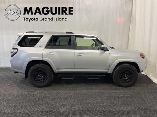 2022 Toyota 4Runner SR5