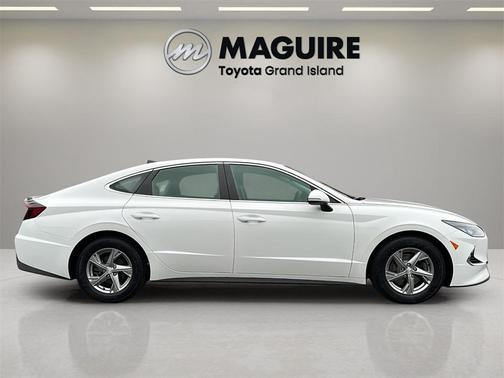 2023 Hyundai SONATA SE