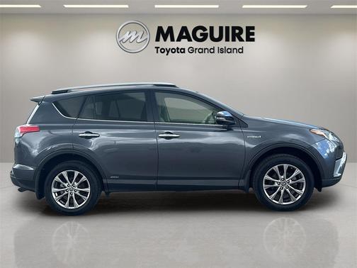 2018 Toyota RAV4 Hybrid SE