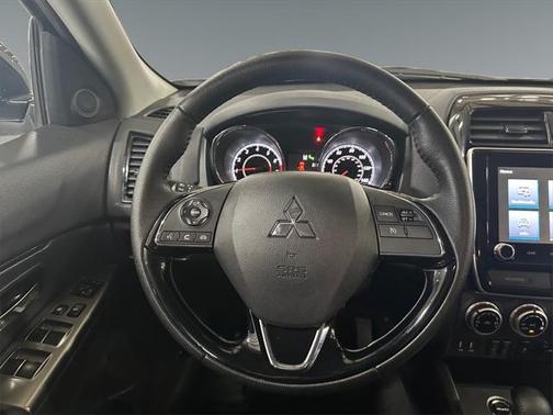 2023 Mitsubishi Outlander Sport SE