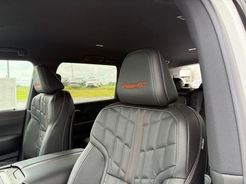 2025 Nissan Armada PRO-4X