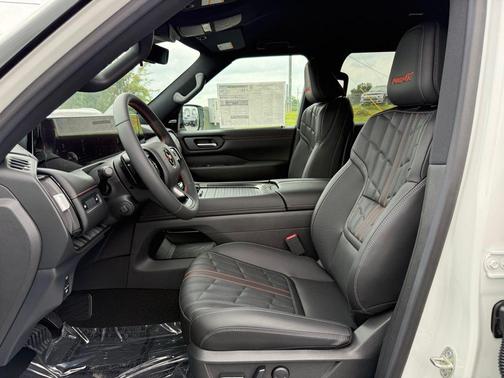 2025 Nissan Armada PRO-4X