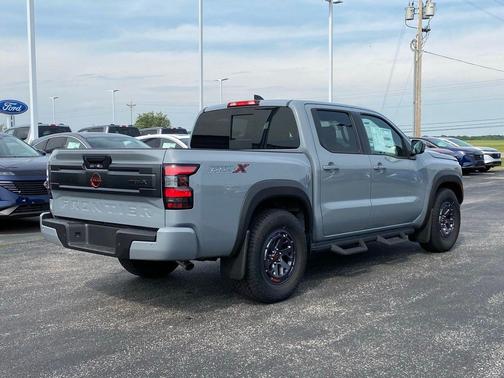 2025 Nissan Frontier PRO-X