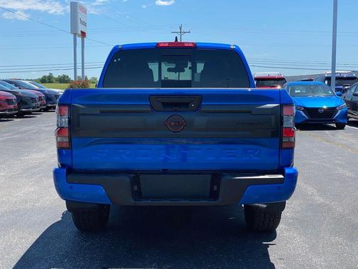 2025 Nissan Frontier PRO-X