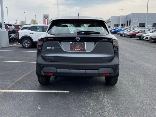 2025 Nissan Kicks S