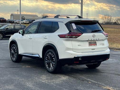 2026 Nissan Rogue Platinum