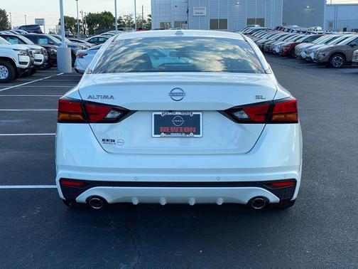 2025 Nissan Altima SL